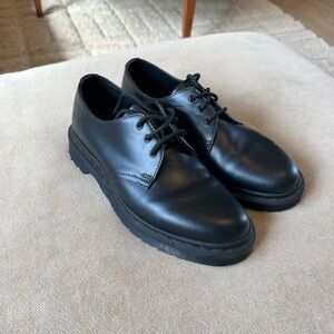 Classic Black Leather Shoes